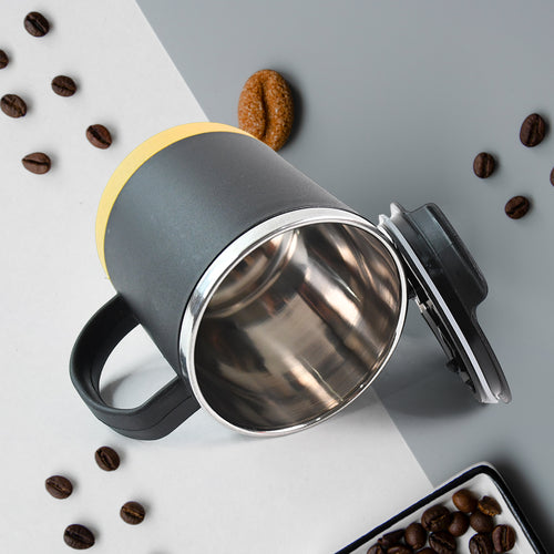 Insulated Coffee Mug With Spill-proof Lid